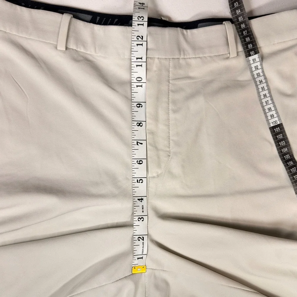 Nike Dri-FIT Golf Shorts Light Bone Beige Standard Fit Mens Size 38